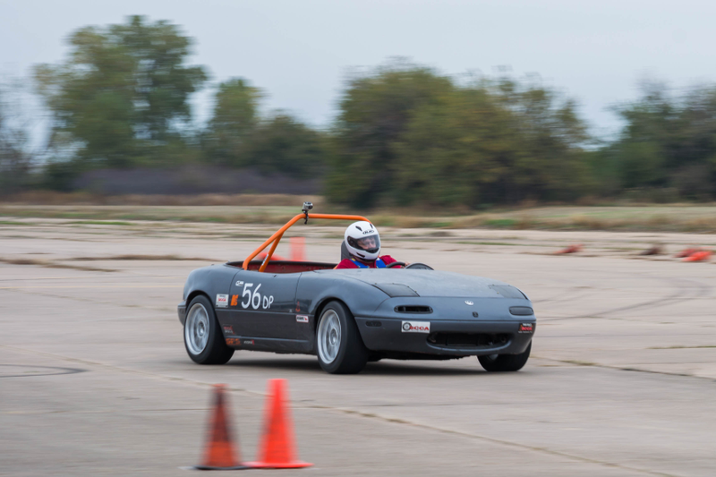 Illustration for article titled I took pictures at Autocross